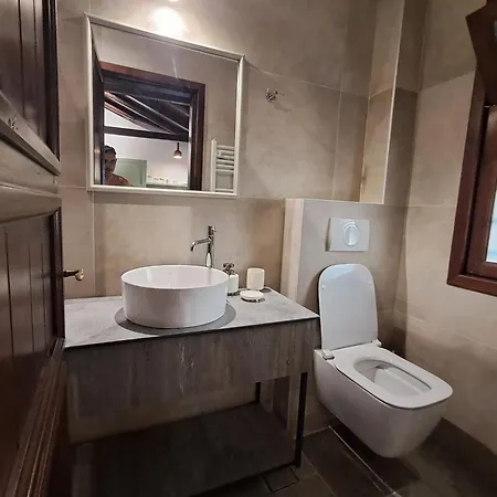Nykteri Heritage House Olympus & Sea View 4*