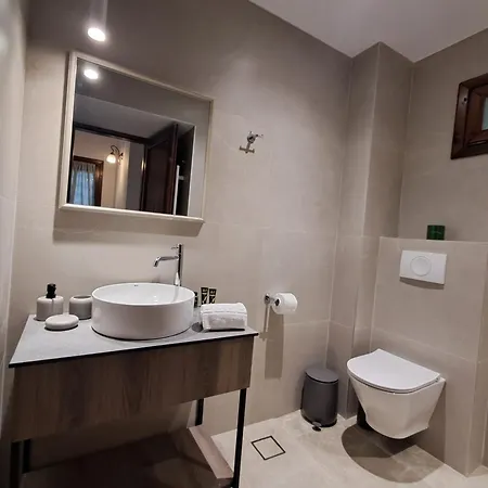 Nykteri Heritage House Olympus & Sea View 4*